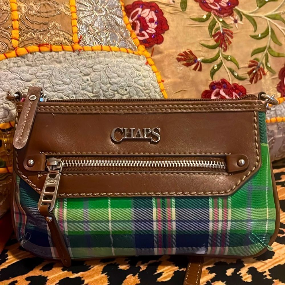 Chaps plaid crossbody bag